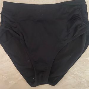 Black highwaisted swimsuit